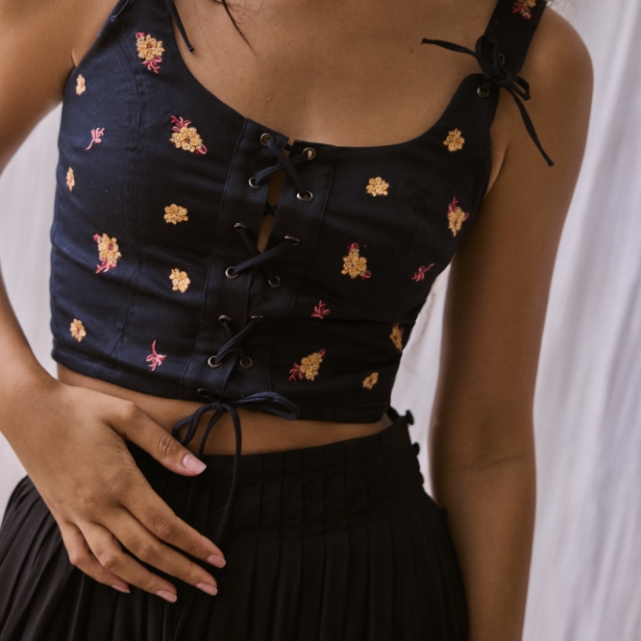 Crop Top Chanty